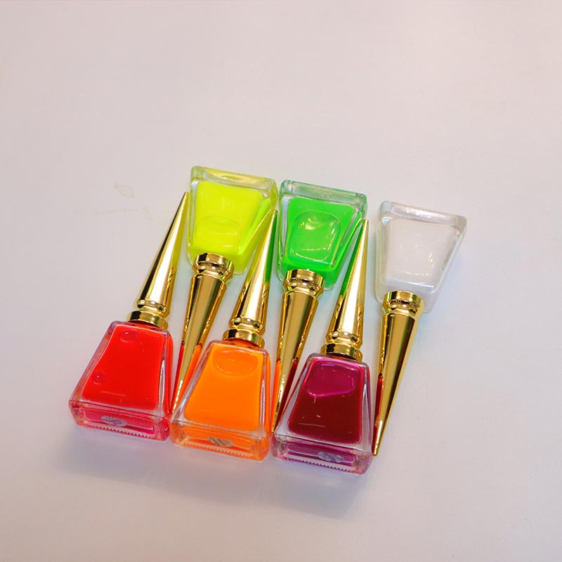 Golden Tip Bottle Blending